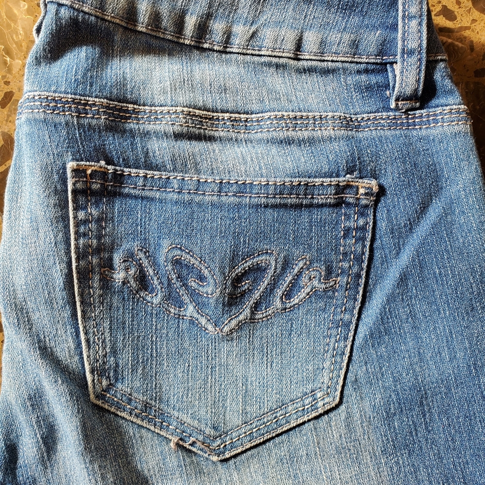 2B Bebe Jeans